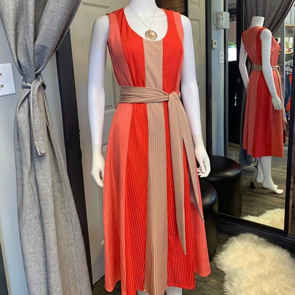 Evening Dress - Picture 3 of 4